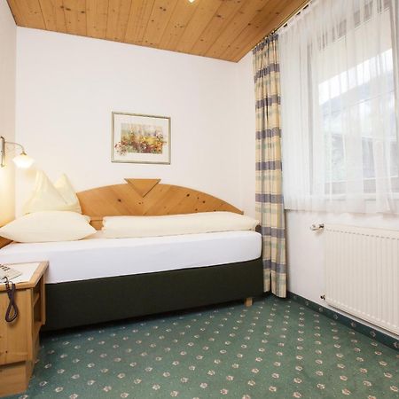 Hotel & Appartements Alpenresidenz Viktoria Neustift im Stubaital Rom bilde