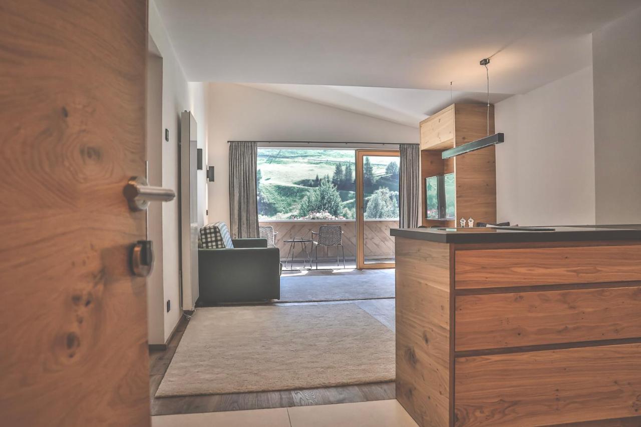 Hotel & Appartements Alpenresidenz Viktoria Neustift im Stubaital Eksteriør bilde