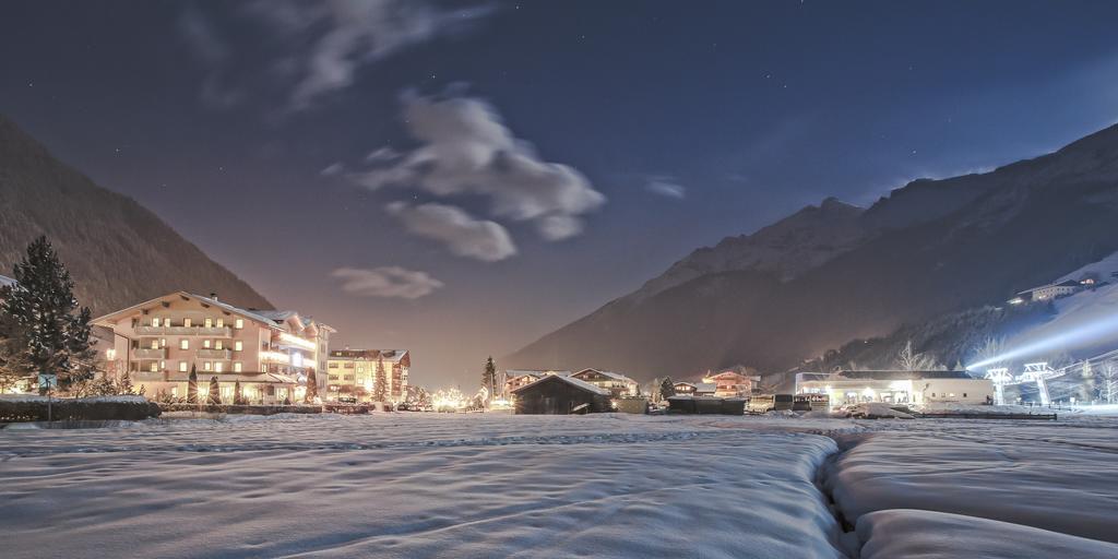 Hotel & Appartements Alpenresidenz Viktoria Neustift im Stubaital Eksteriør bilde