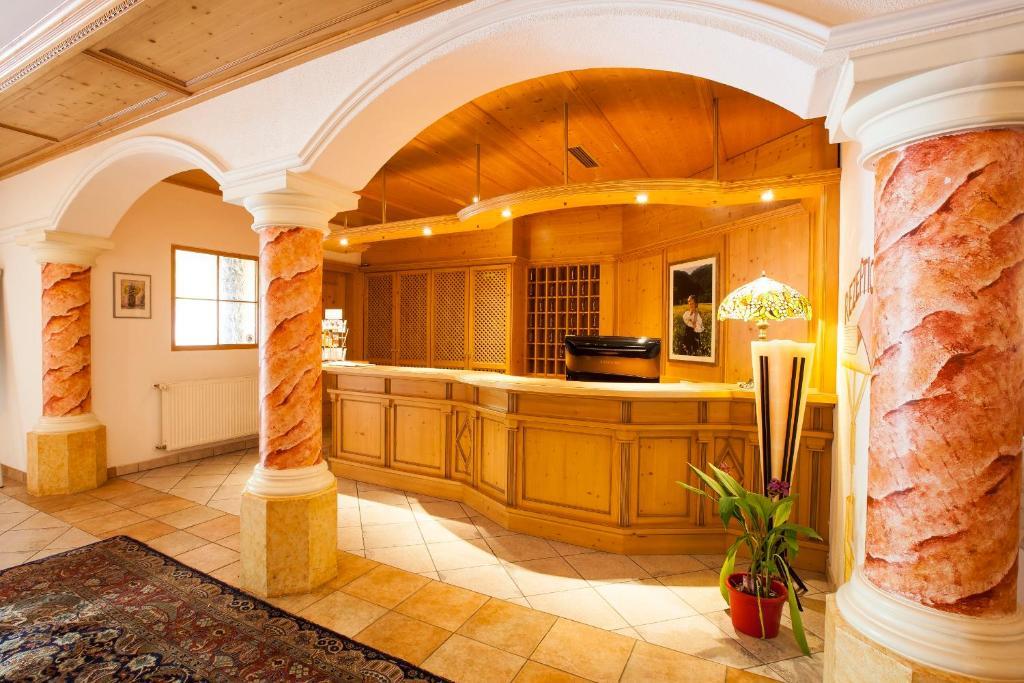 Hotel & Appartements Alpenresidenz Viktoria Neustift im Stubaital Eksteriør bilde